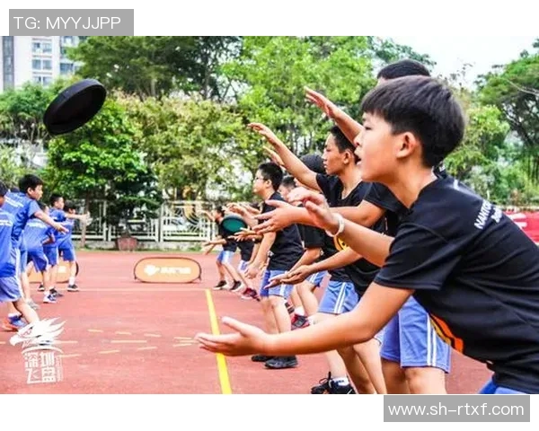 南京飞盘队领跑最新飞盘配合TOP10精彩瞬间回顾与分析