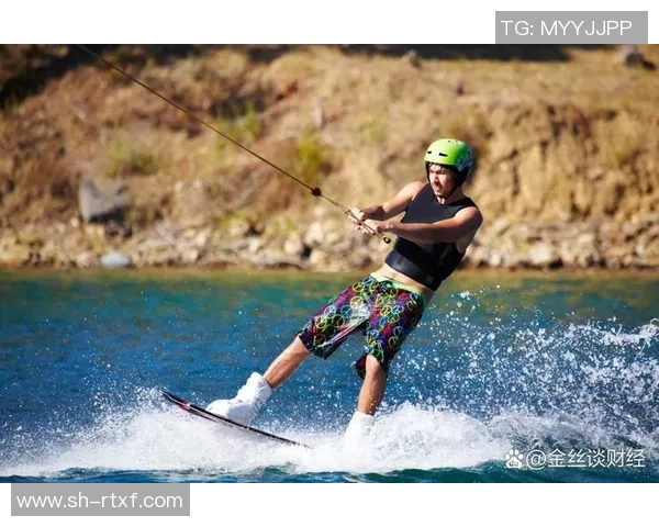 李静谈极限运动的挑战与成长历程分享人生哲学与梦想追逐
