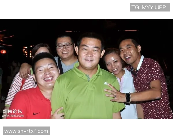 南京足球队团队协作变革引发热议助力球队再创辉煌