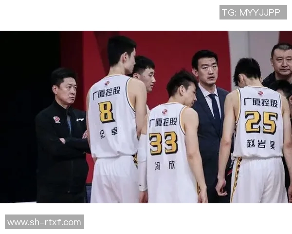 武汉篮球队强势领跑大满贯积分榜以72分稳居第一位置