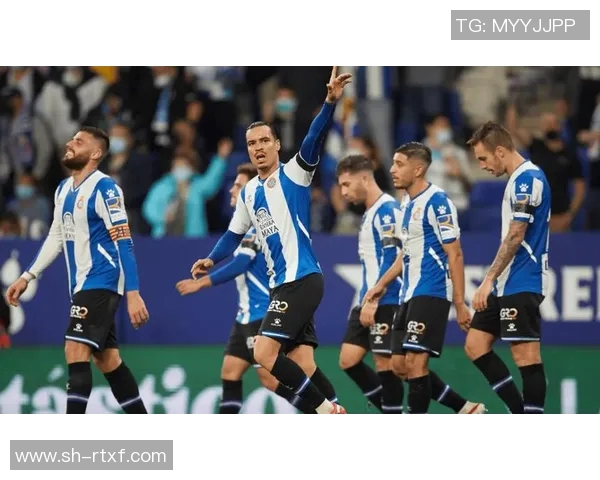 巴伦西亚主场迎战巴塞隆拿谁能在西甲赛场上笑到最后