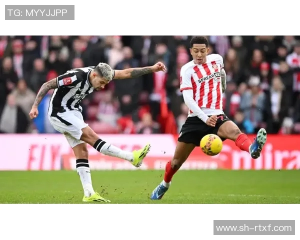 桑德兰与利兹联的精彩对决比分揭晓赛季走势分析