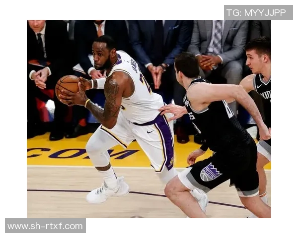 湖人对阵国王精彩比赛直播全程回顾与分析尽在这里