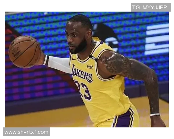 詹姆斯全能表现助湖人加时逆转勇士成功晋级季后赛