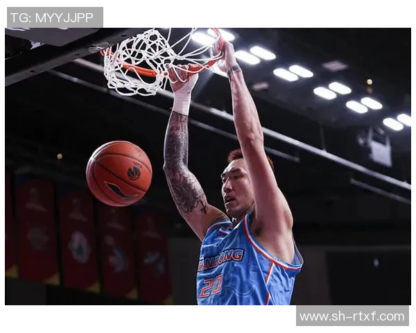 陶汉林：从篮球新星到职业生涯巅峰的励志故事与成长之路