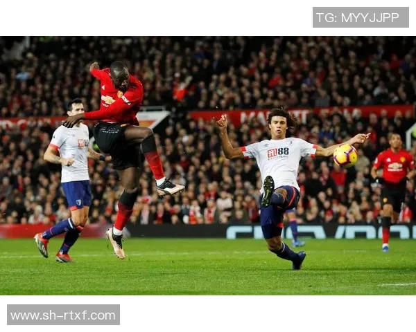 哈德斯菲尔德主场迎战曼联争夺英超宝贵积分的精彩对决