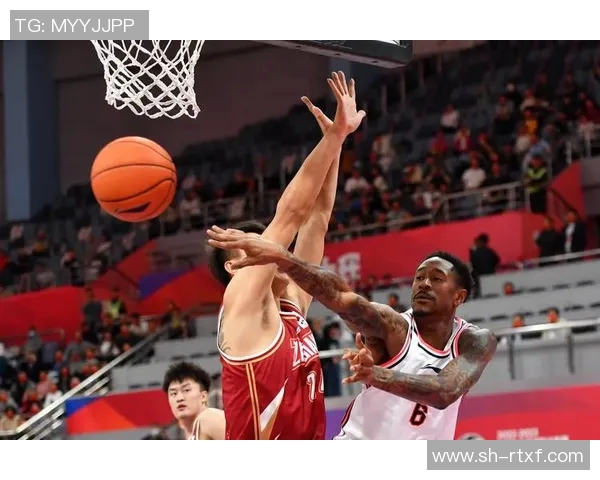 马尚布鲁克斯的篮球之路与传奇人生探秘 马尚布鲁克斯的篮球之路与传奇人生探秘