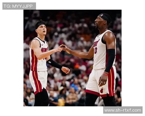 2013年骑士与热火经典对决全场录像回顾与精彩瞬间分析