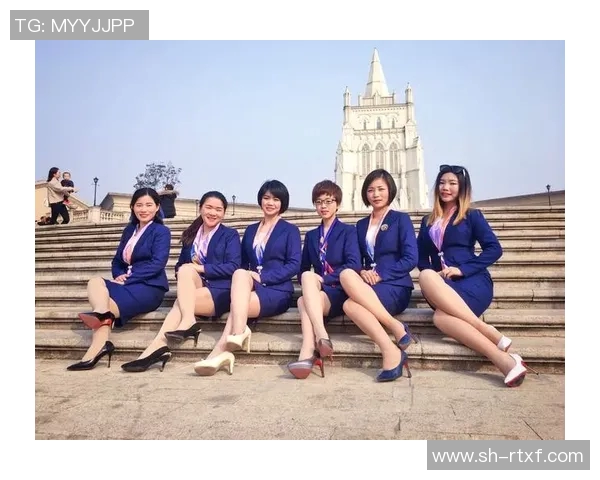 刘泽一的成长之路:从青涩少年到职场精英的蜕变故事 刘泽一的成长之路:从青涩少年到职场精英的蜕变故事