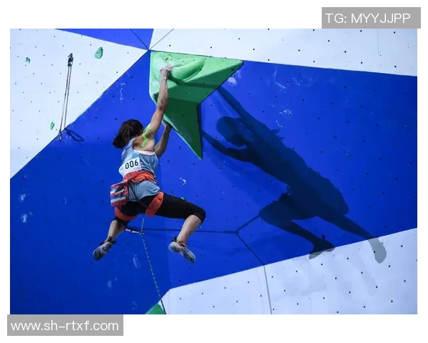 深圳飞盘队在世界攀岩锦标赛中以65分稳居积分榜首位